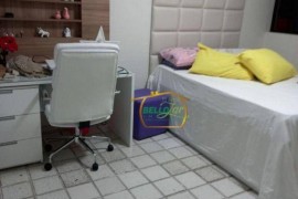 Apartamento com 3 dormitórios à venda, 295 m² por R$ 2.150.000,00 - Madalena - Recife/PE