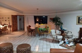 Apartamento com 3 dormitórios à venda, 295 m² por R$ 2.150.000,00 - Madalena - Recife/PE