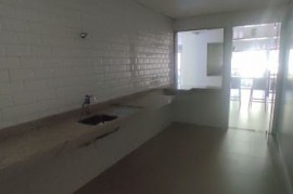 Apartamento com excelente localização na Madalena