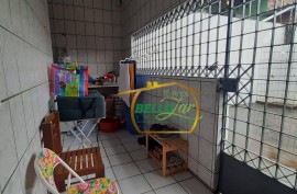 Casa com 6 dormitórios, 279 m² - venda por R$ 920.000,00 ou aluguel por R$ 4.582,04/mês - Tamarineira - Recife/PE